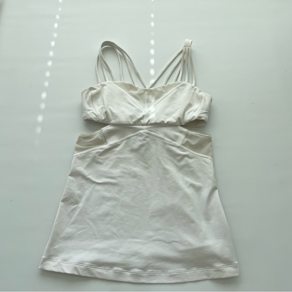 Lululemon Exquisite Tank II in l White Size 4 with Size Dot